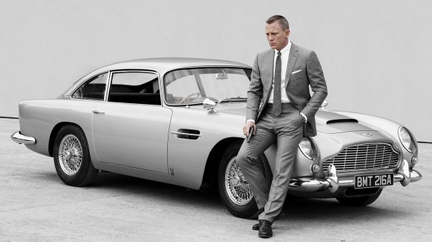 aston-martin-db5-james-bond-wallpaper-3