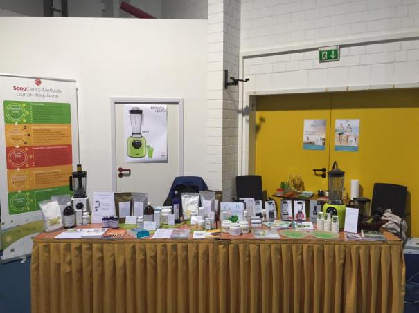 C.O.U.N.T.E.S.S. Messestand